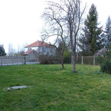 Maison Renovee Avec Cour Privee, Proche De Gannat, 3 Chambres, Animaux Acceptes, Equipements Modernes. - Fr-1-489-37 Poezat Екстер'єр фото